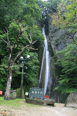 kinukakenotaki1.jpg